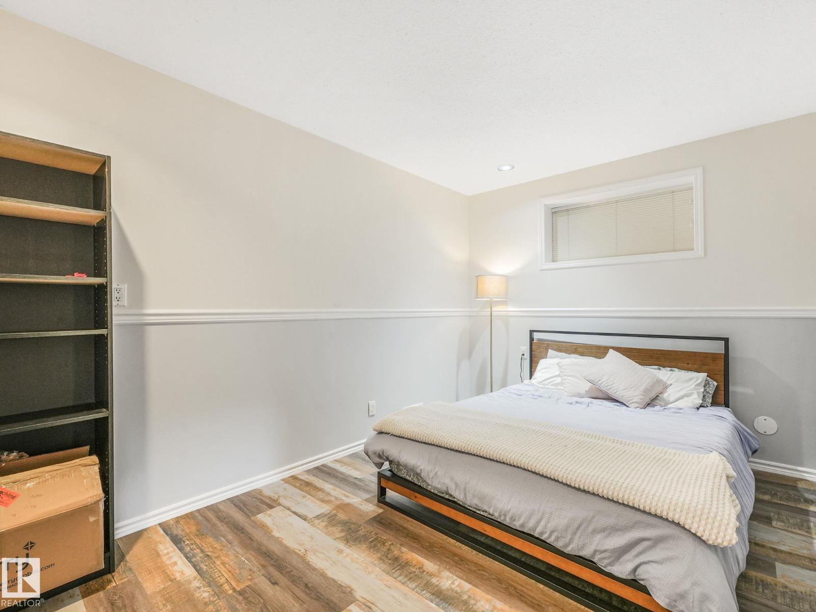 Photo 48 of 8614 108 A St Nw, Edmonton AB