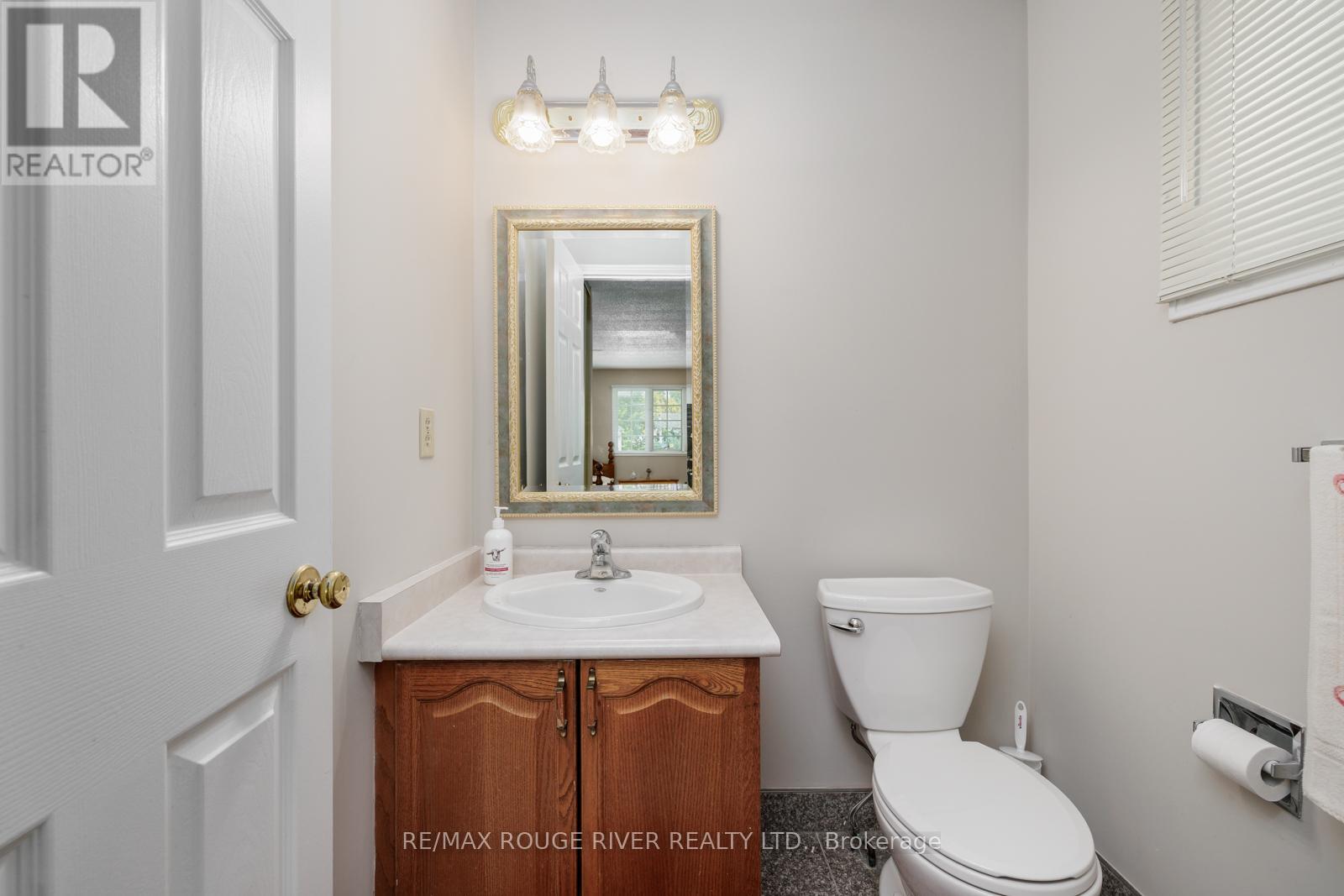 Photo 29 of 1106 Ridge Valley Drive, Oshawa ON