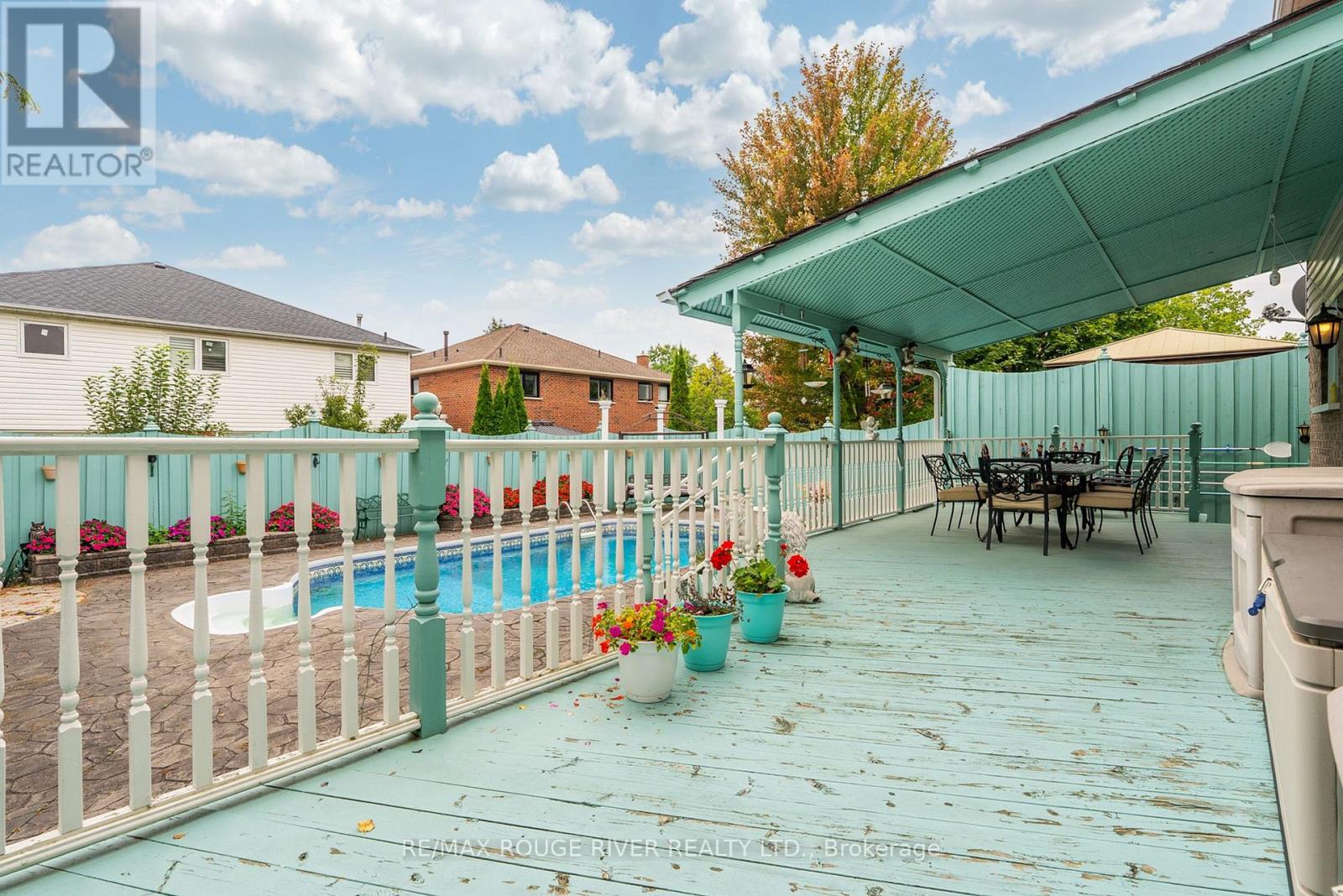 Photo 11 of 1106 Ridge Valley Drive, Oshawa ON