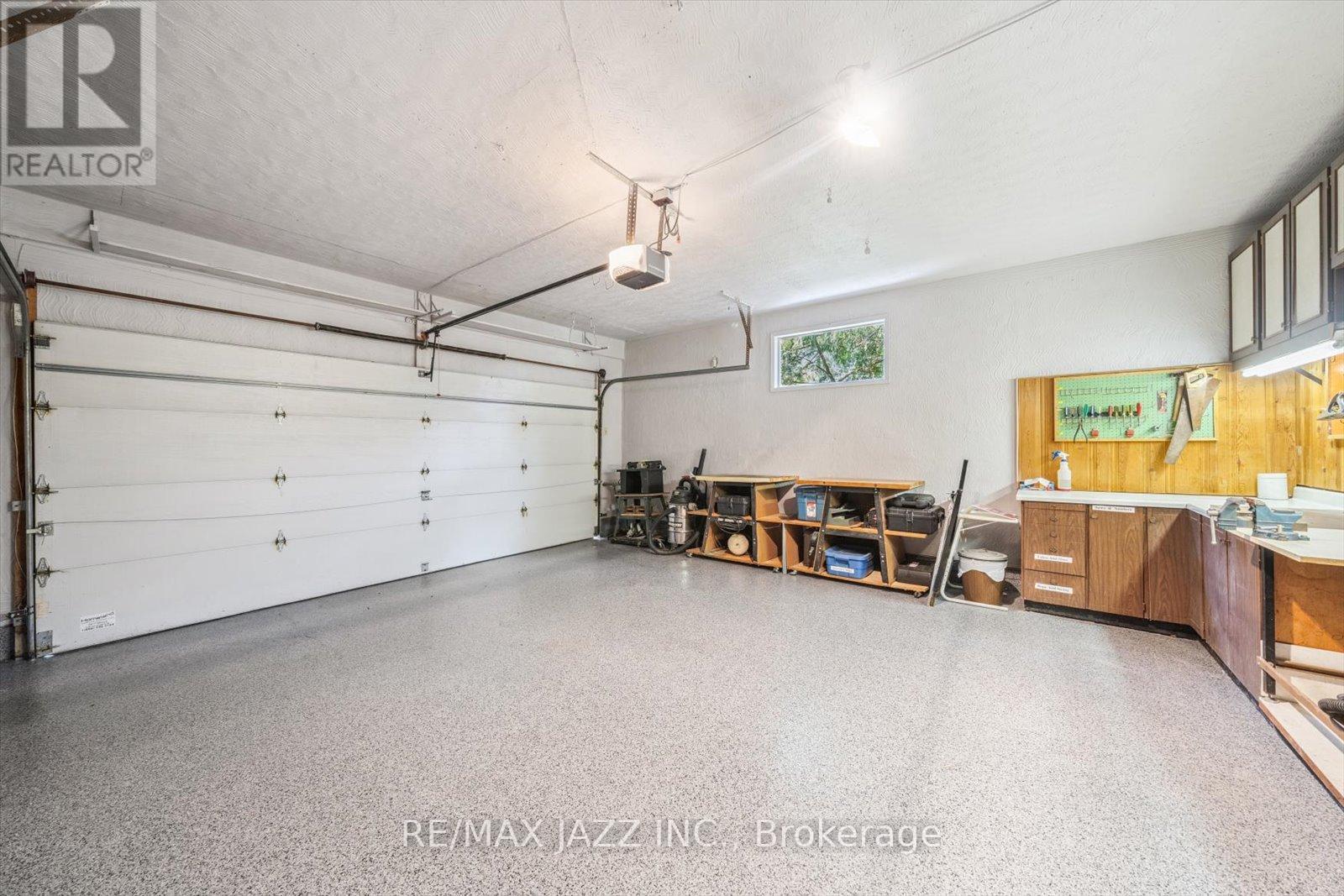 Photo 27 of 973 Orchid Court, Oshawa ON