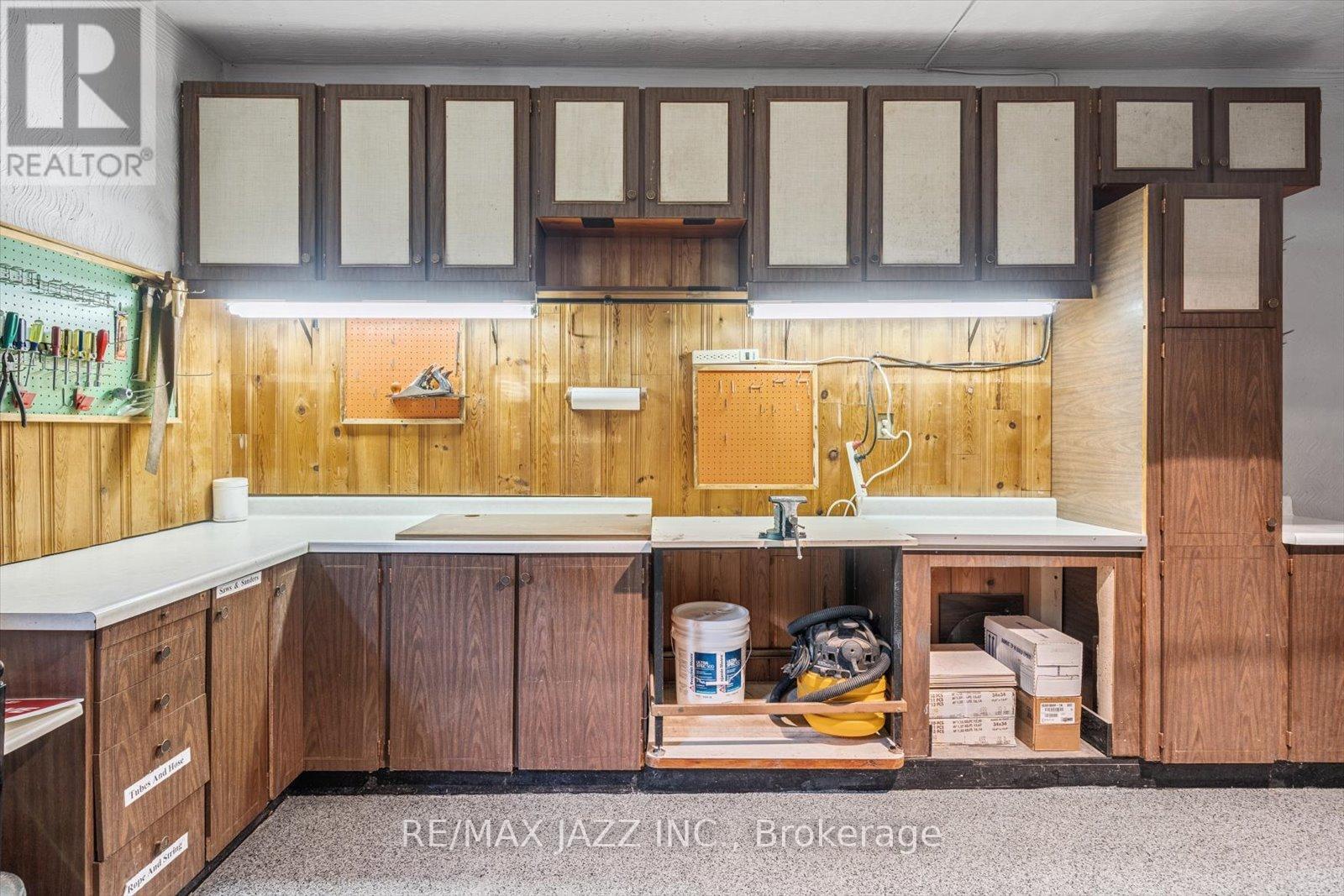 Photo 28 of 973 Orchid Court, Oshawa ON