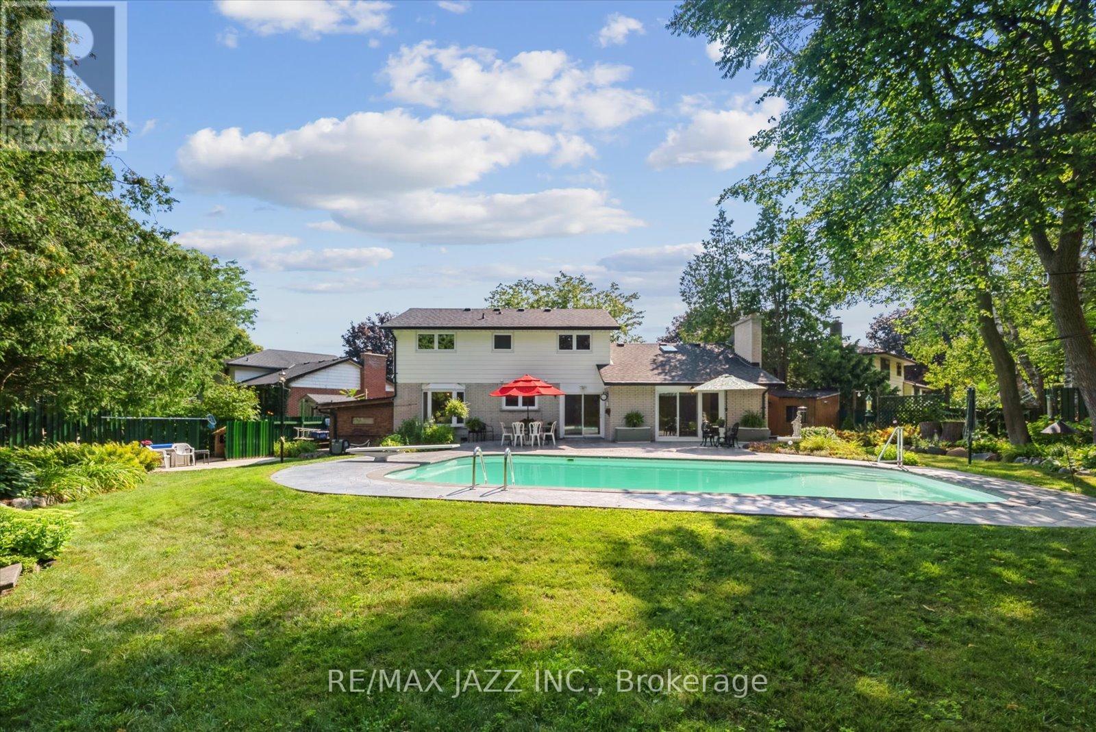 Photo 34 of 973 Orchid Court, Oshawa ON
