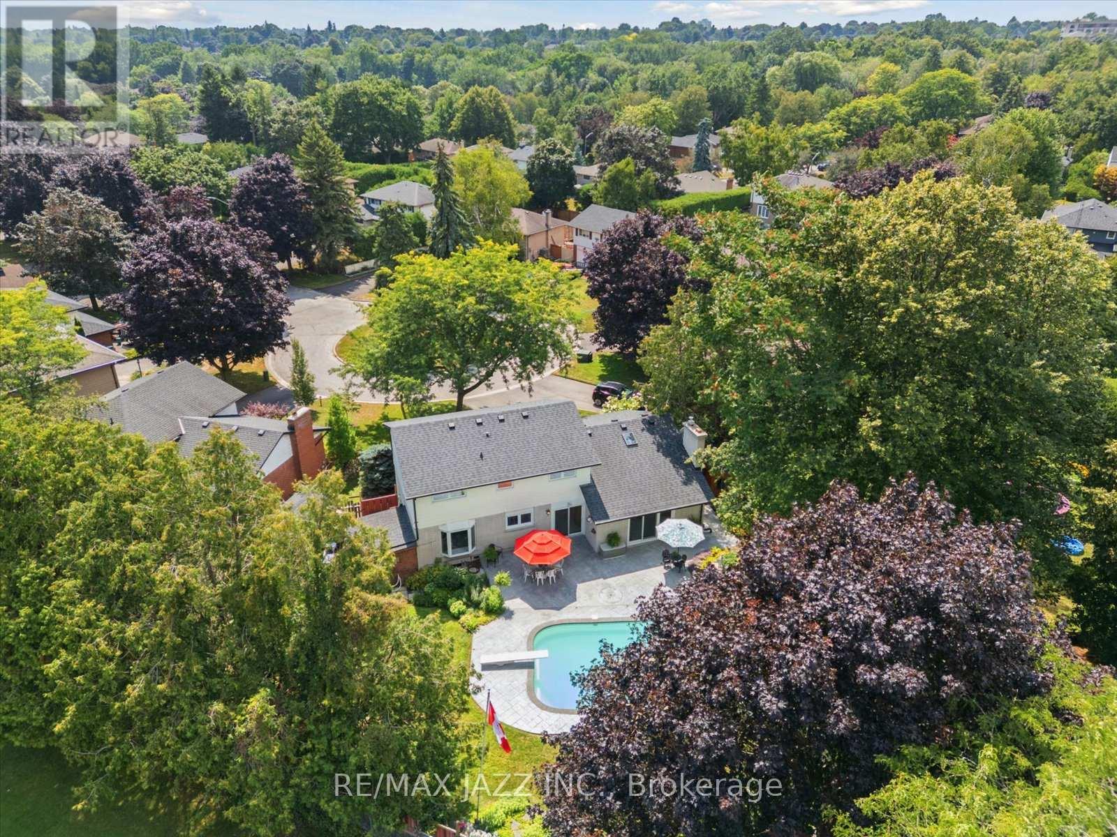 Photo 39 of 973 Orchid Court, Oshawa ON