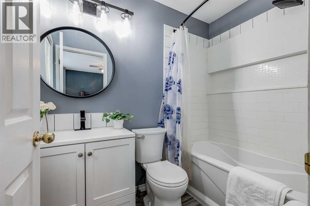 Single Family House for Sale in  Chaparral Ridge Drive SE Chaparral Calgary 