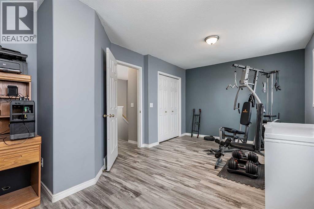 Single Family House for Sale in  Chaparral Ridge Drive SE Chaparral Calgary 