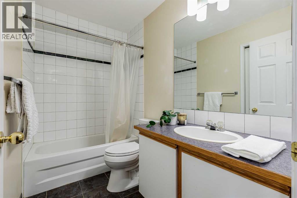 Single Family House for Sale in  Chaparral Ridge Drive SE Chaparral Calgary 
