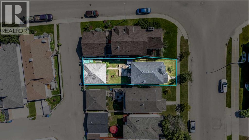 Single Family House for Sale in  Chaparral Ridge Drive SE Chaparral Calgary 