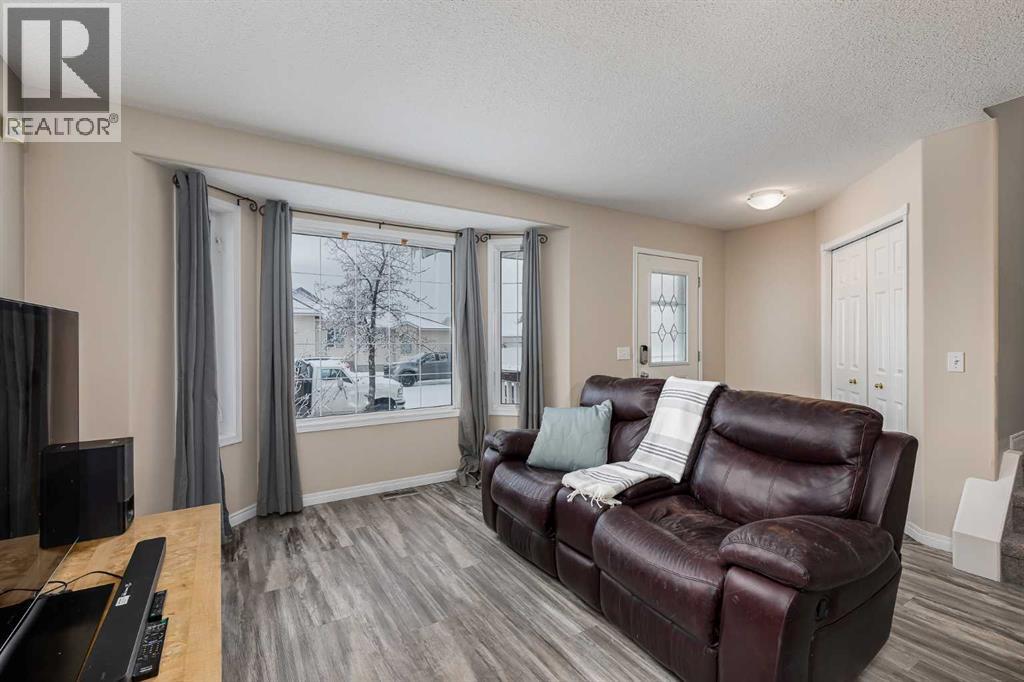 Single Family House for Sale in  Chaparral Ridge Drive SE Chaparral Calgary 