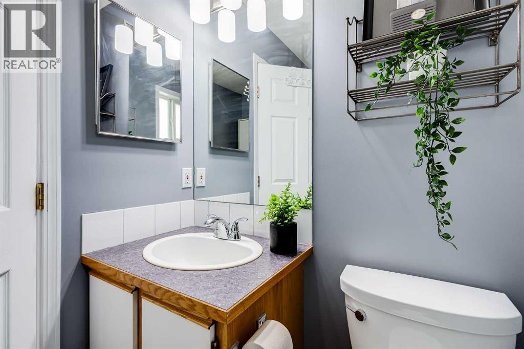 Single Family House for Sale in  Chaparral Ridge Drive SE Chaparral Calgary 