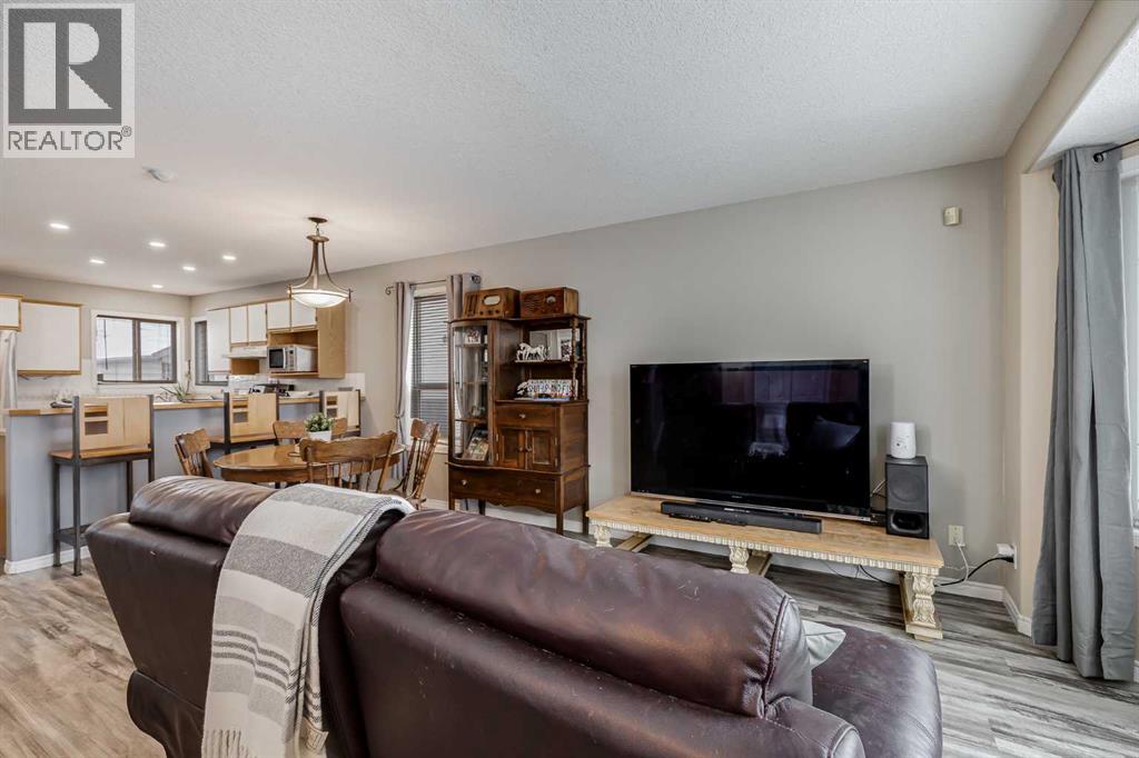Single Family House for Sale in  Chaparral Ridge Drive SE Chaparral Calgary 