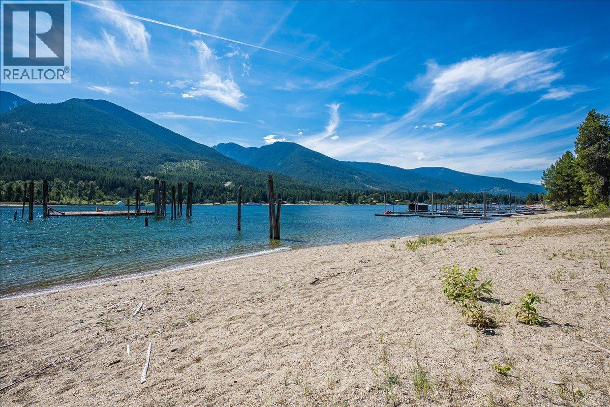 7691 Balfour Wharf Road, Balfour