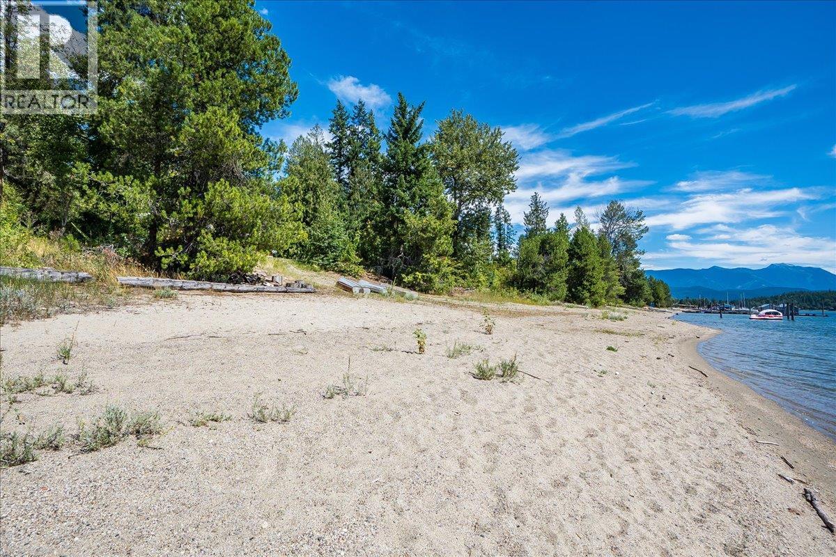 7691 Balfour Wharf Road, Balfour