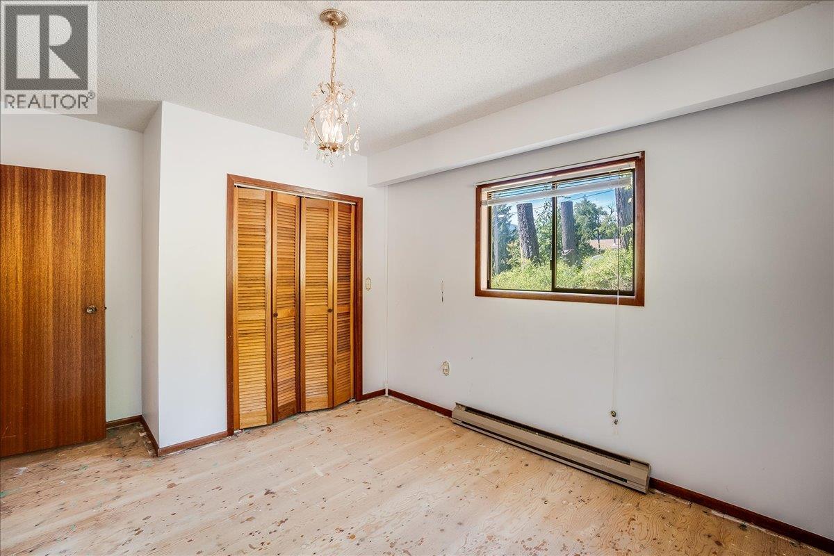 7691 Balfour Wharf Road, Balfour