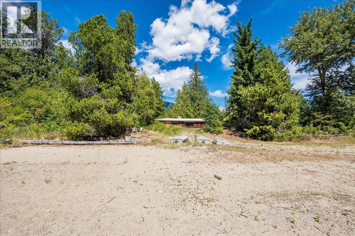 7691 Balfour Wharf Road, Balfour