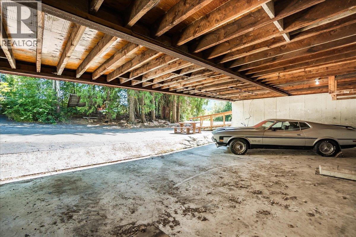 7691 Balfour Wharf Road, Balfour