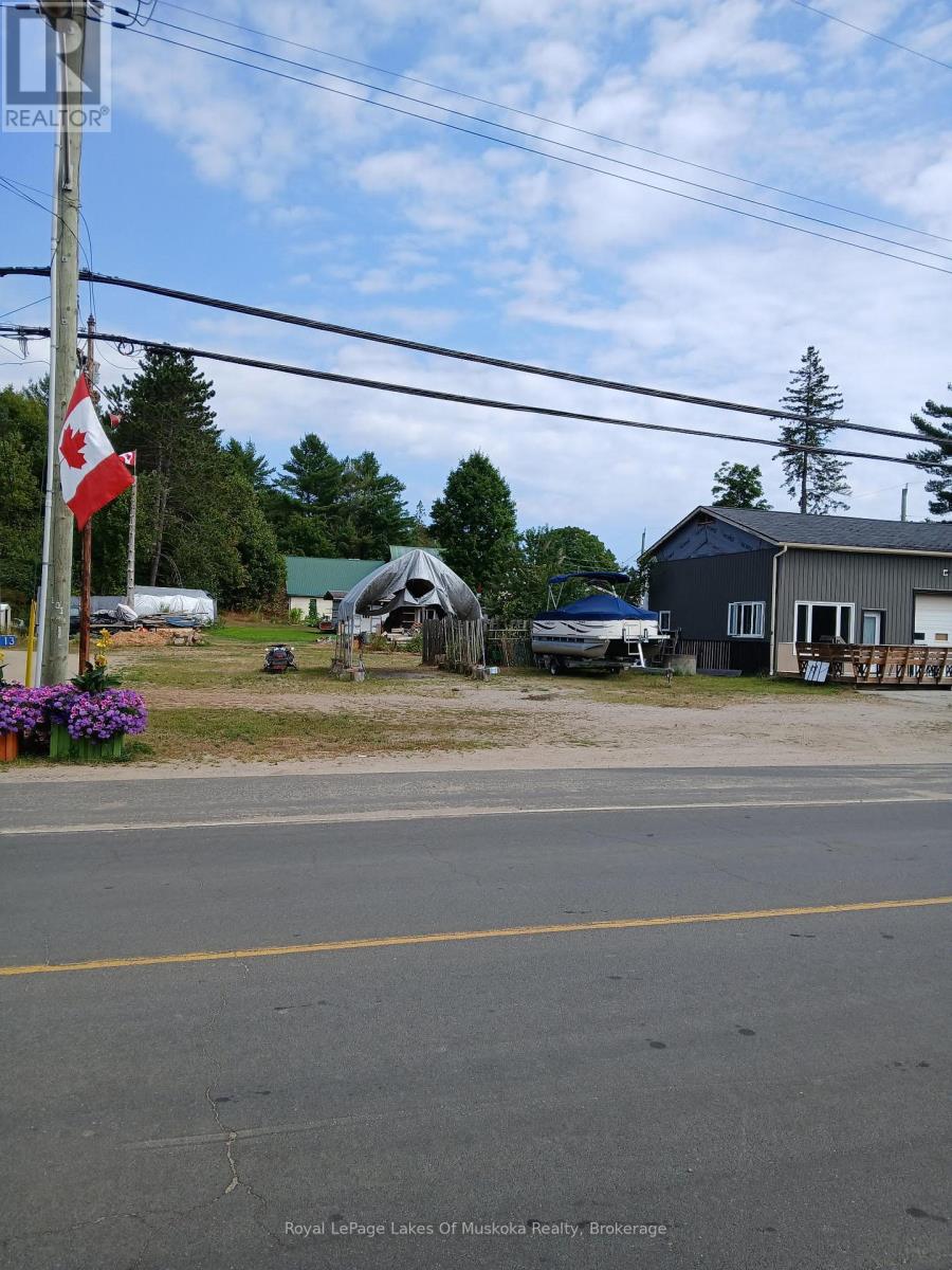Photo 1 of 15 Bridge Street, Lake Of Bays ON