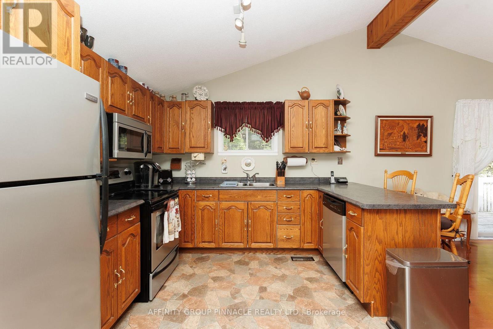 Photo 17 of 3 Hemlock Street, Kawartha Lakes ON