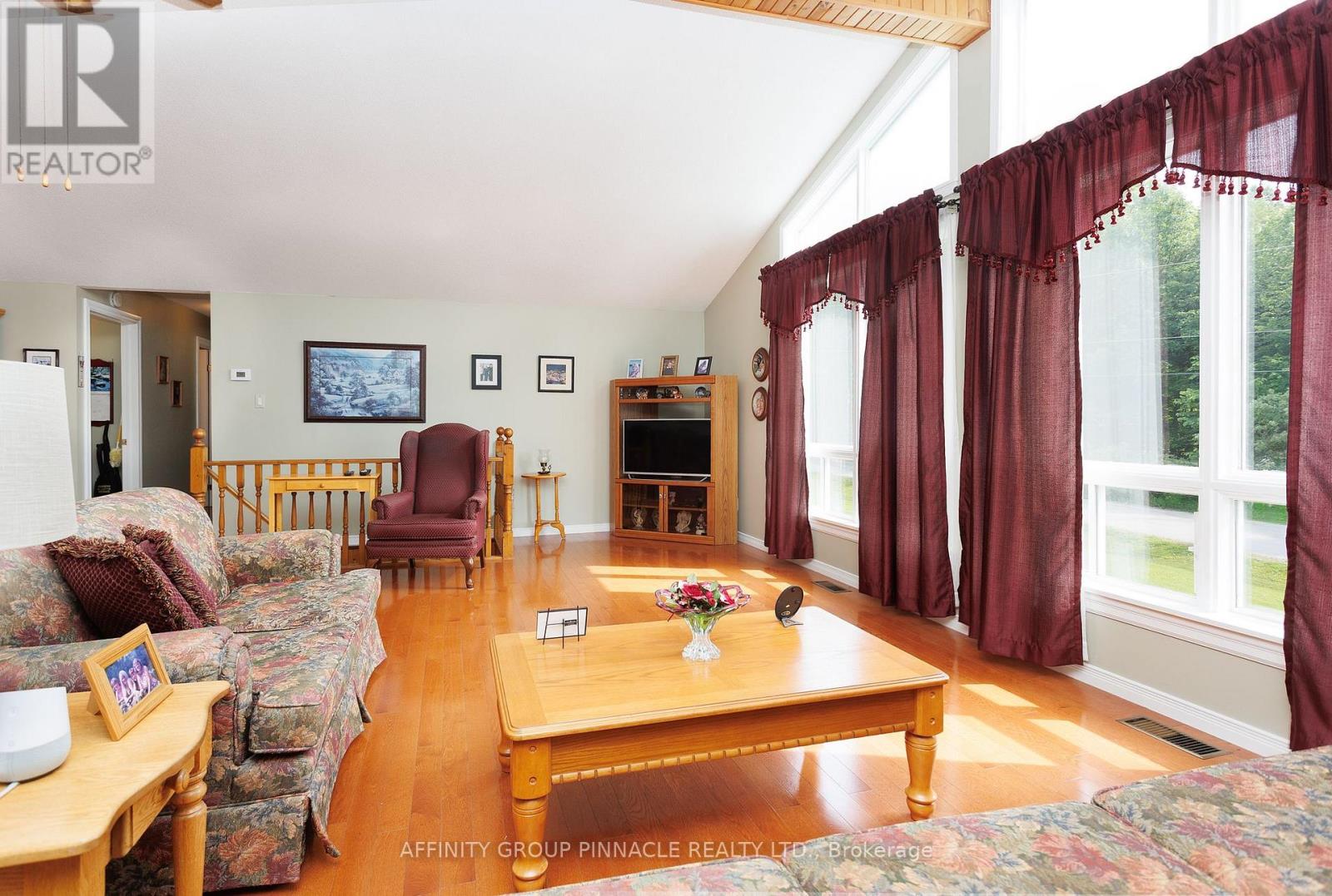 Photo 25 of 3 Hemlock Street, Kawartha Lakes ON