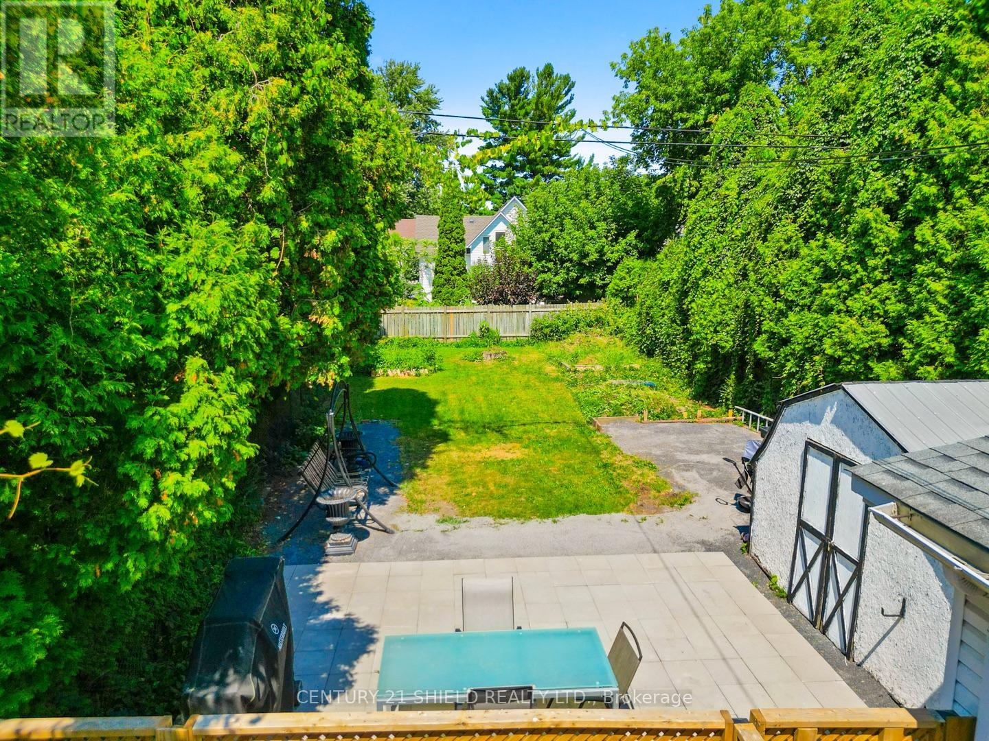 Photo 10 of 415 Water Street E, Cornwall ON