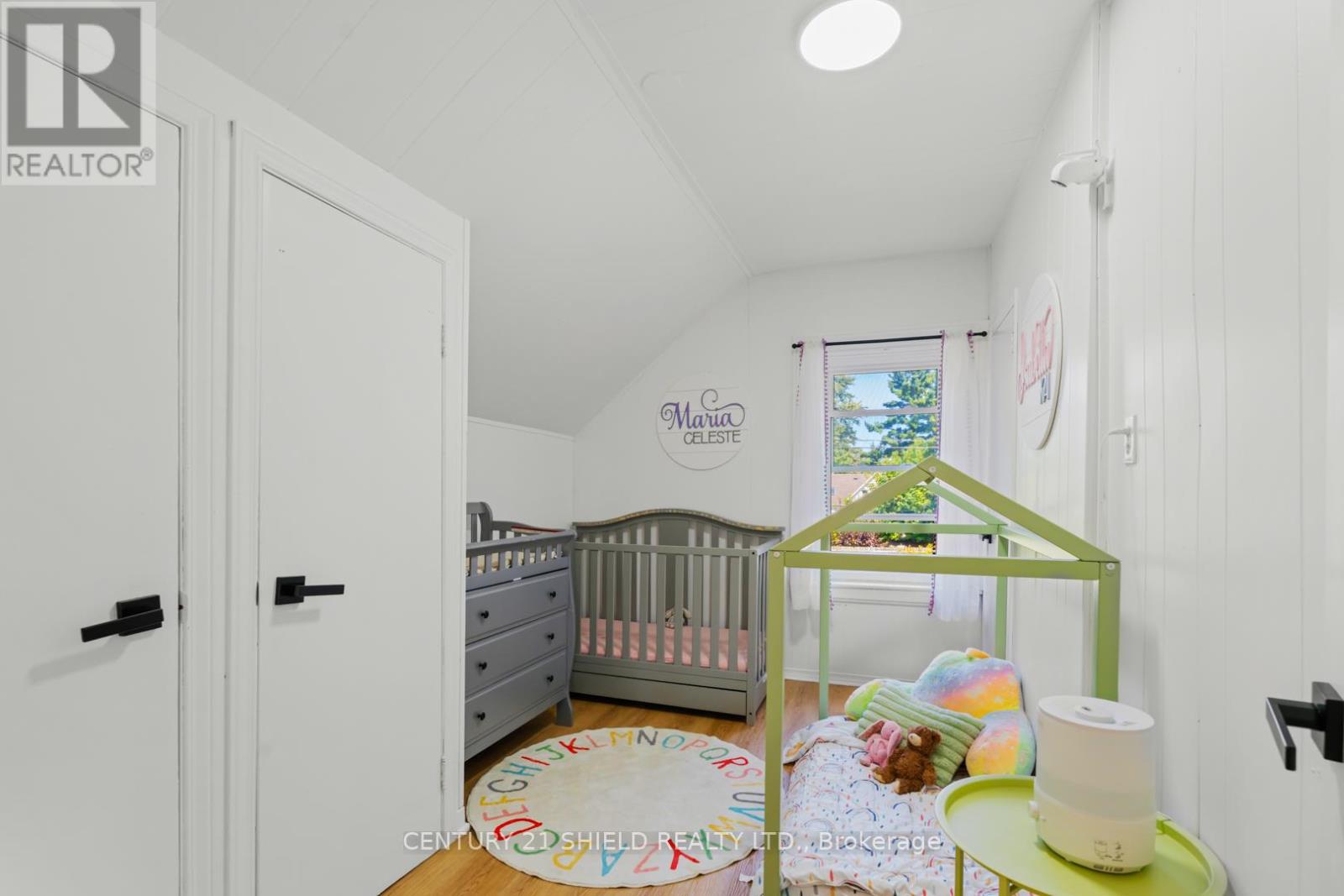 Photo 32 of 415 Water Street E, Cornwall ON