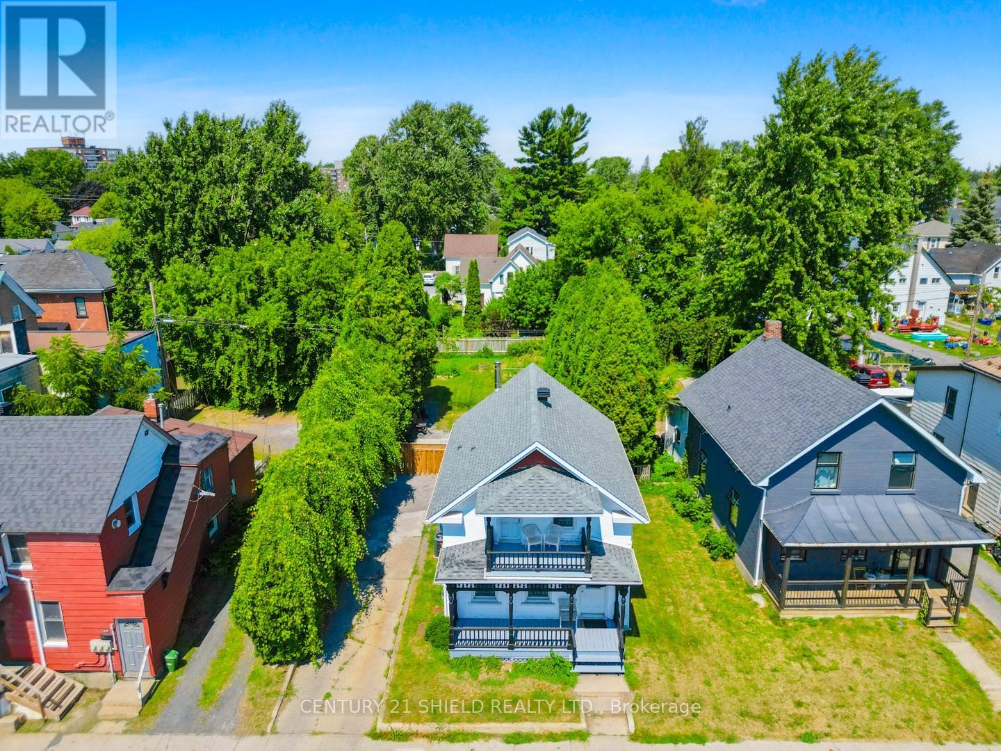 Photo 6 of 415 Water Street E, Cornwall ON