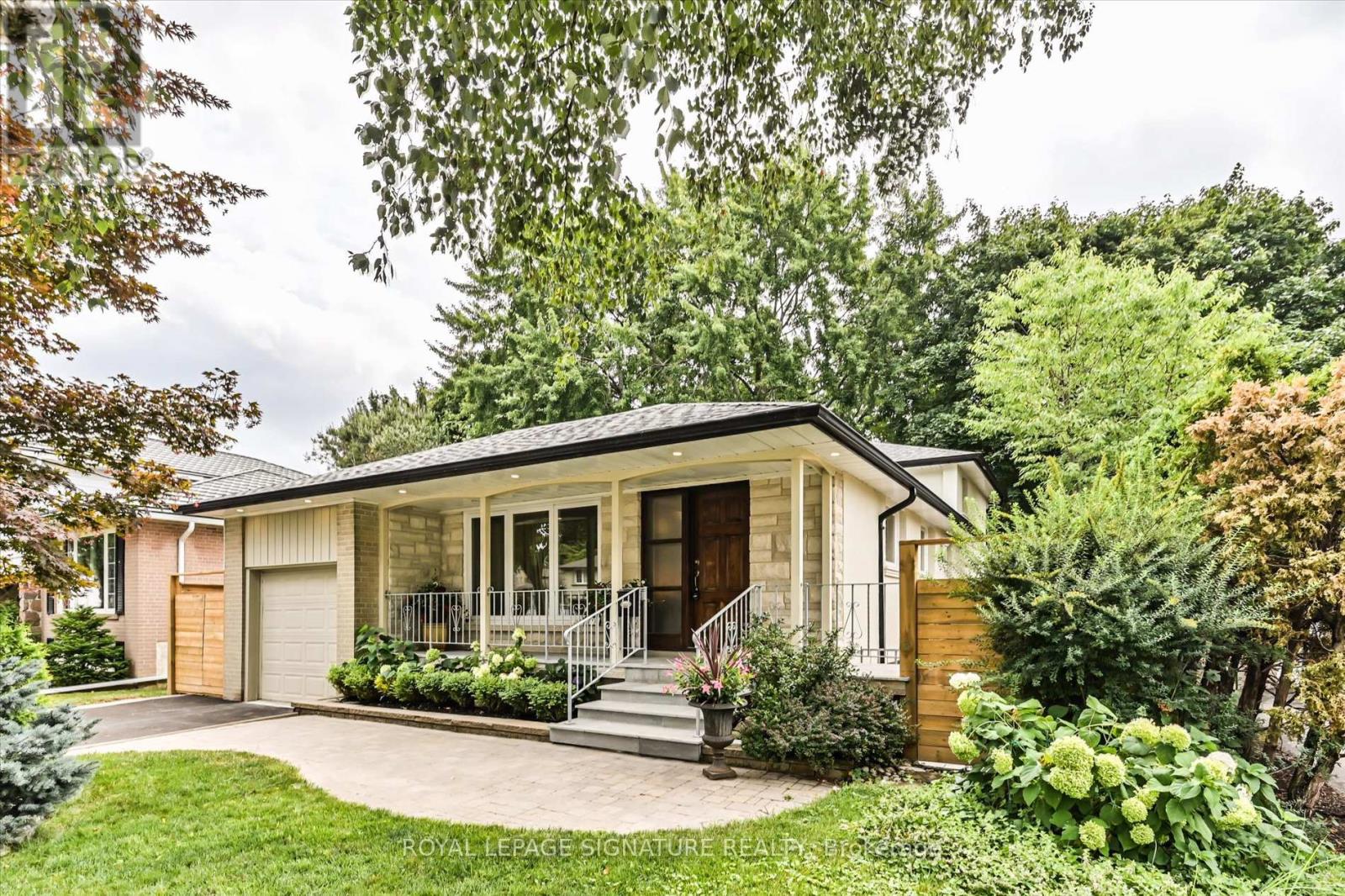 Photo 1 of 113 Carsbrooke Road, Toronto ON