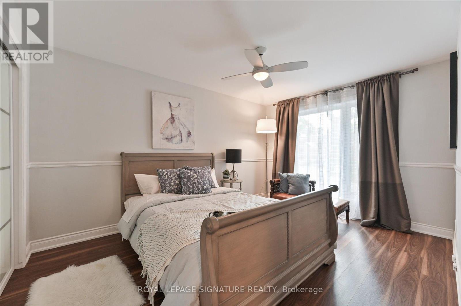 Photo 27 of 113 Carsbrooke Road, Toronto ON