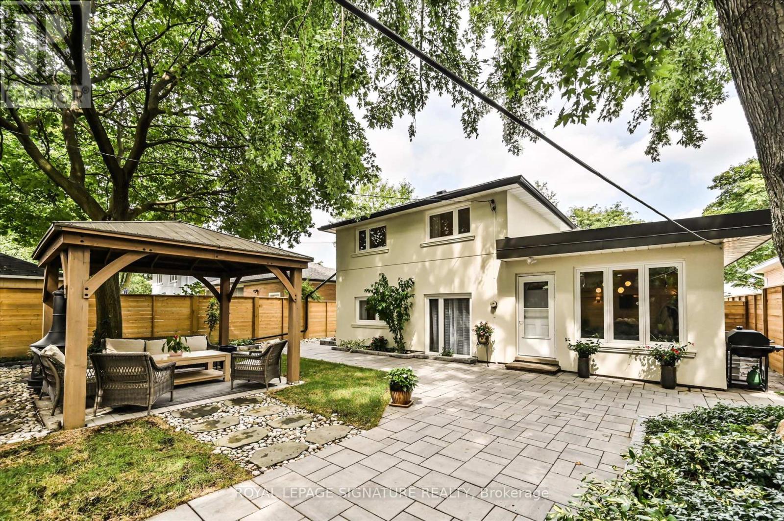 Photo 44 of 113 Carsbrooke Road, Toronto ON