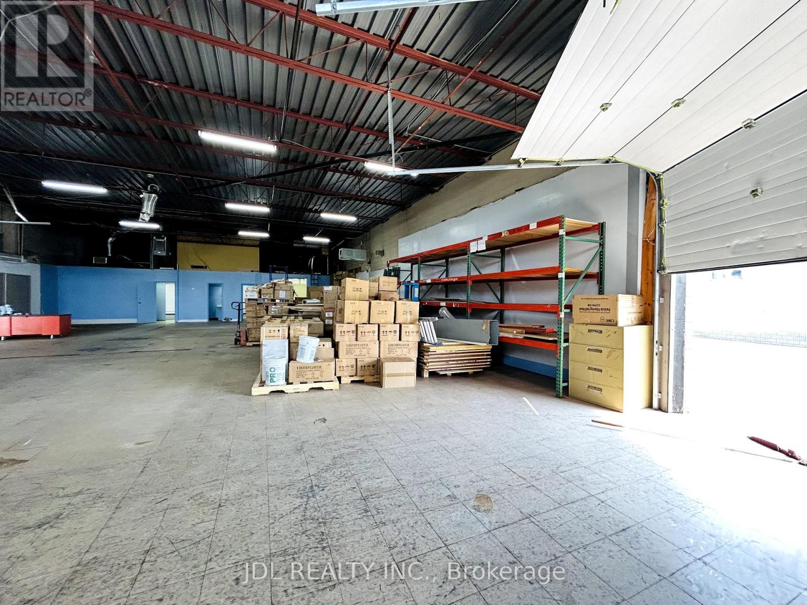 Photo 1 of 7 1291 Matheson Boulevard E, Mississauga ON