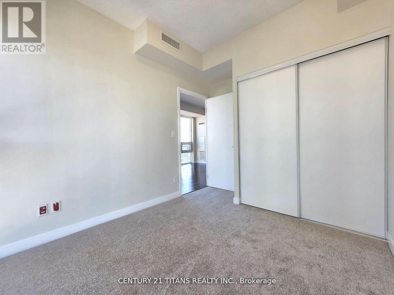 Photo 16 of 1205 4011 Brickstone Mews, Mississauga ON