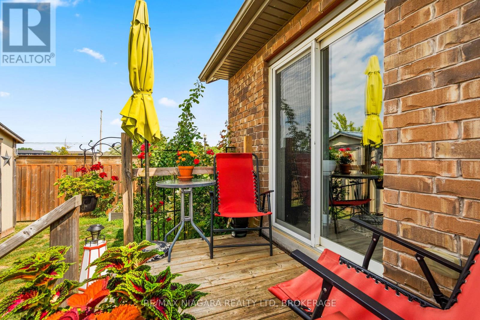 Photo 25 of 149 Roselawn Crescent, Welland ON