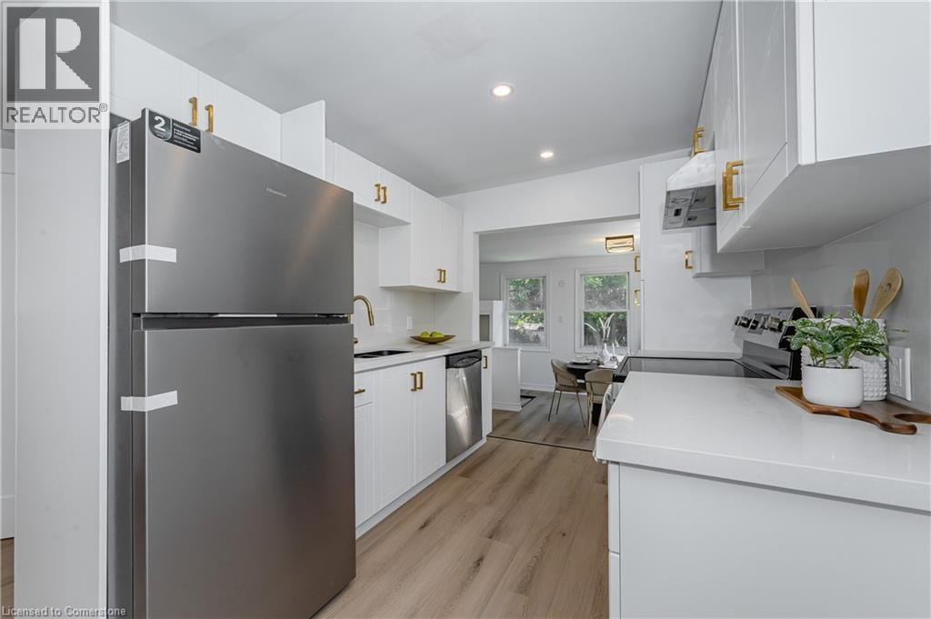 Photo 12 of 38 Parkview Road, St Catharines ON
