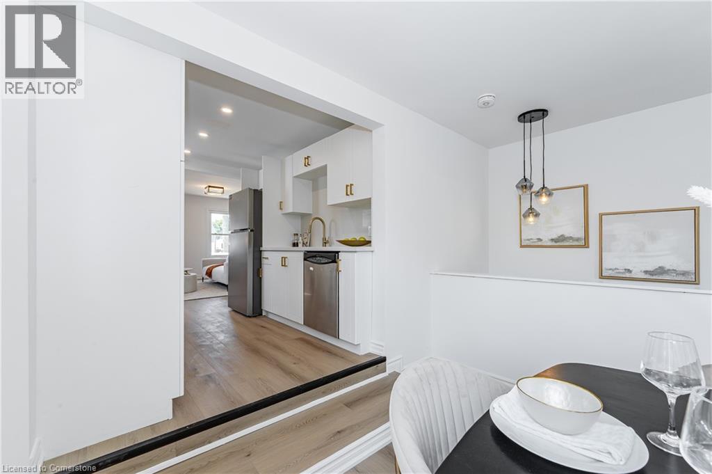 Photo 40 of 38 Parkview Road, St Catharines ON