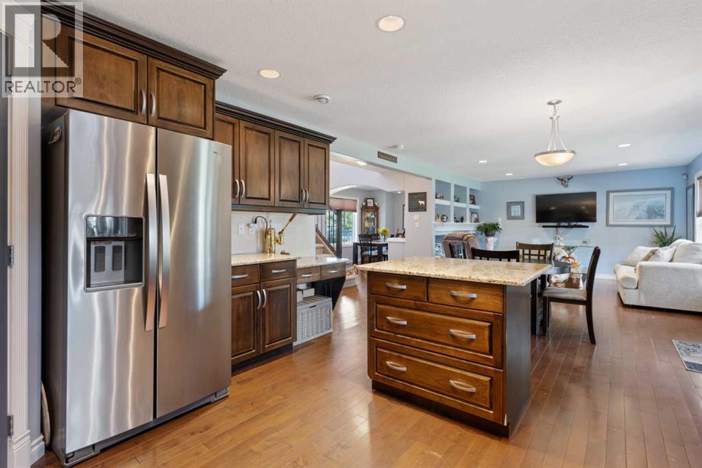 Photo 43 of 2605 57 Street, Camrose AB