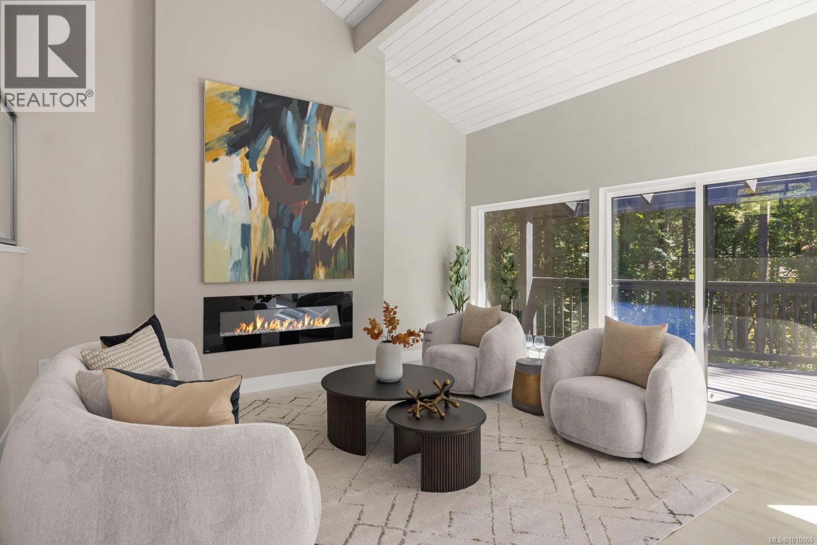 Photo 12 of 969 Sunnywood Crt, Saanich BC