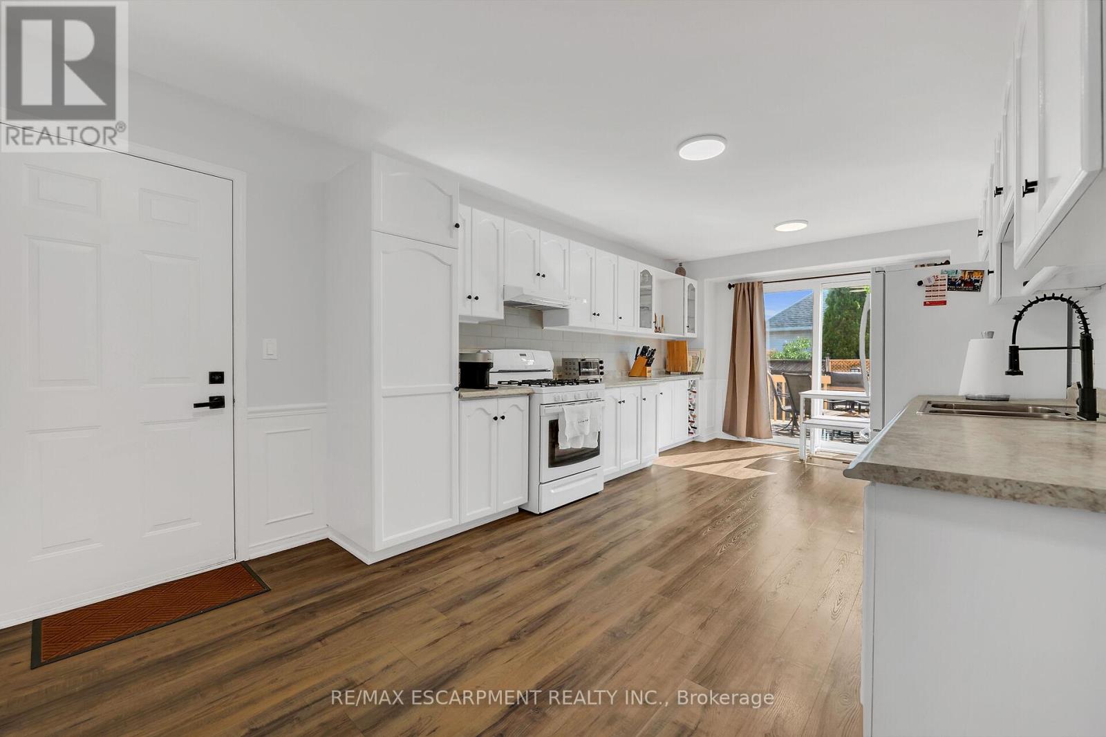 Photo 39 of 4473 Christopher Court, Lincoln ON