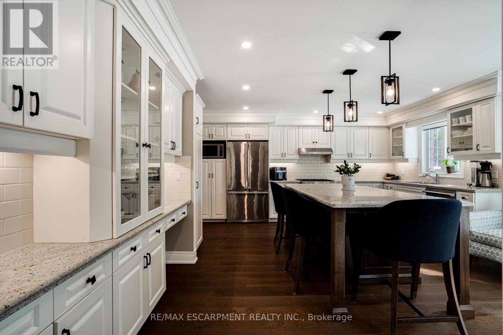 Photo 5 of 148 Foxridge Drive, Hamilton ON