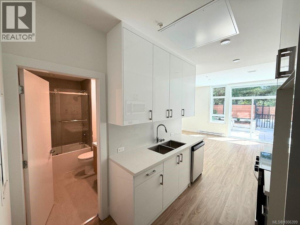 Photo 7 of 103 6320 Sentinal Dr, Nanaimo BC