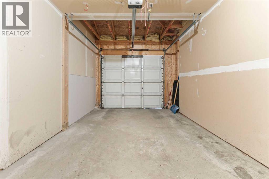 Photo 20 of 60 Country Hills Villas Nw, Calgary AB