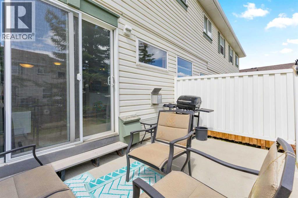Photo 1 of 60 Country Hills Villas Nw, Calgary AB