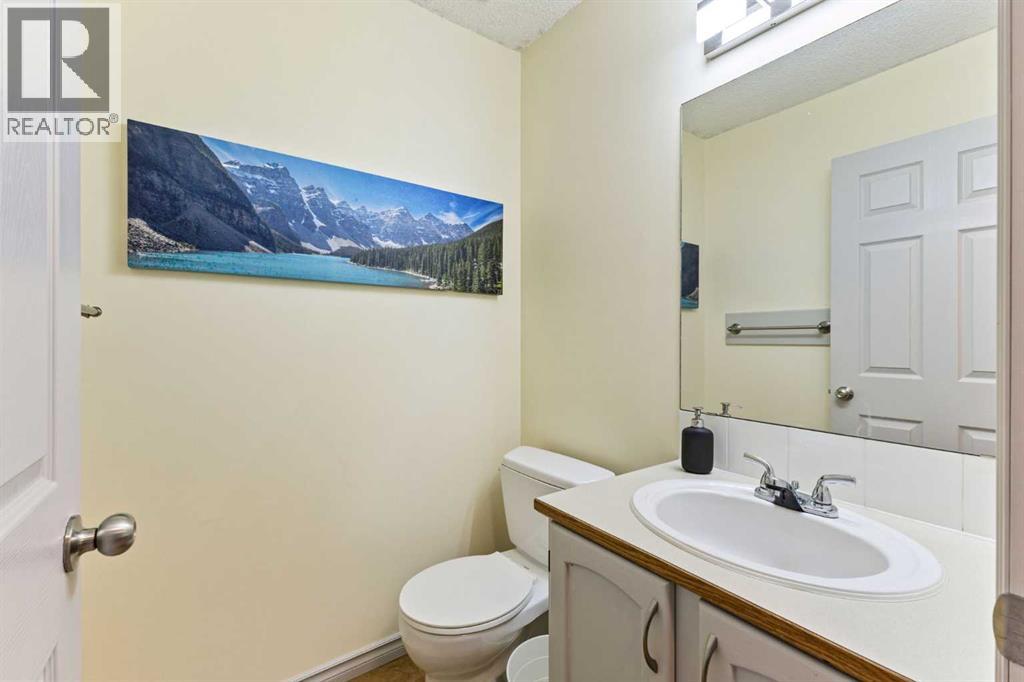 Photo 22 of 60 Country Hills Villas Nw, Calgary AB