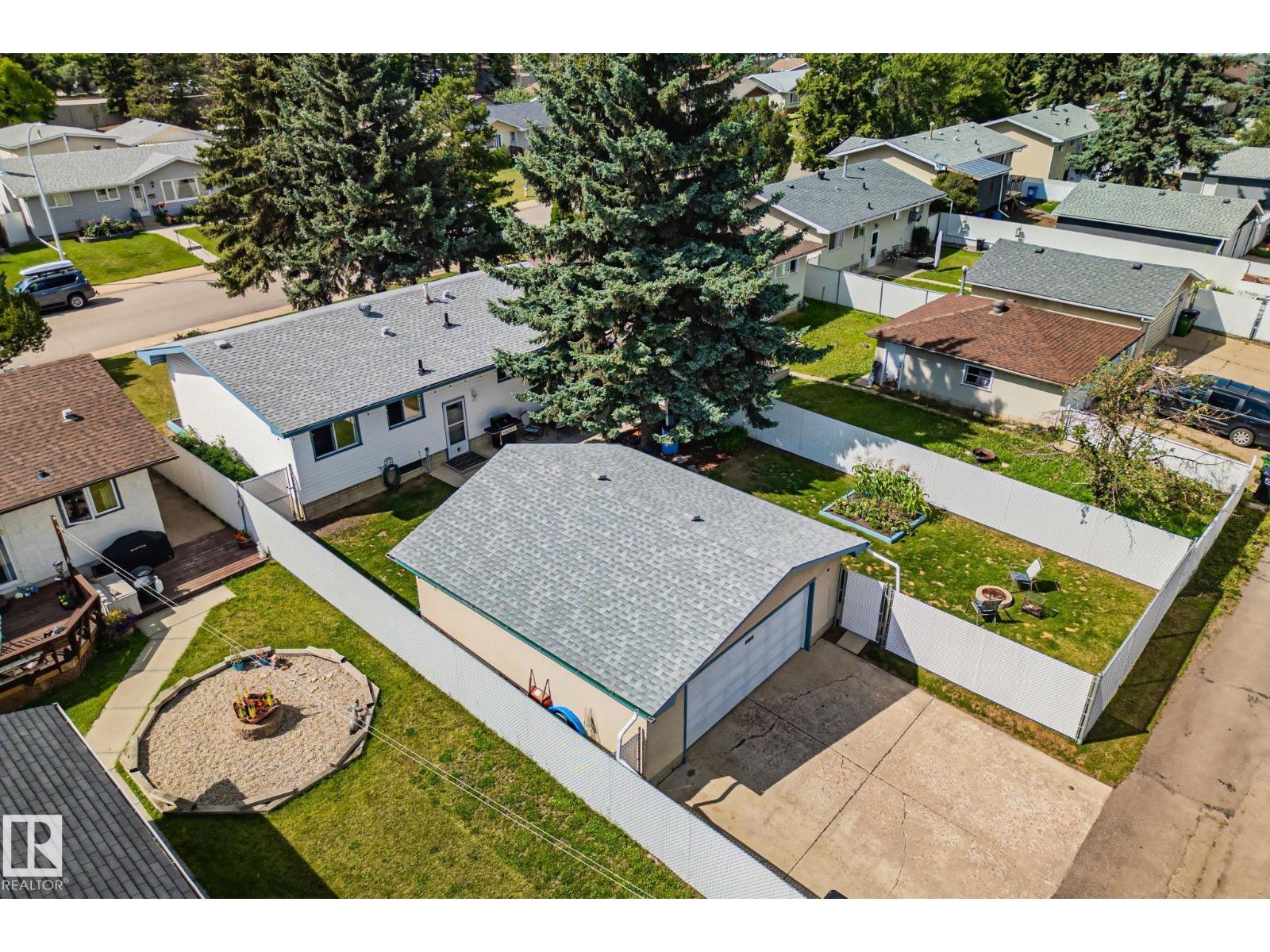 Photo 47 of 14815 96 St Nw, Edmonton AB