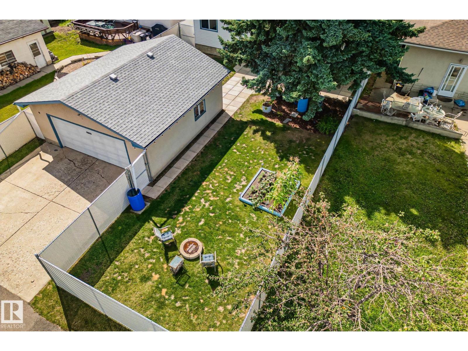 Photo 49 of 14815 96 St Nw, Edmonton AB