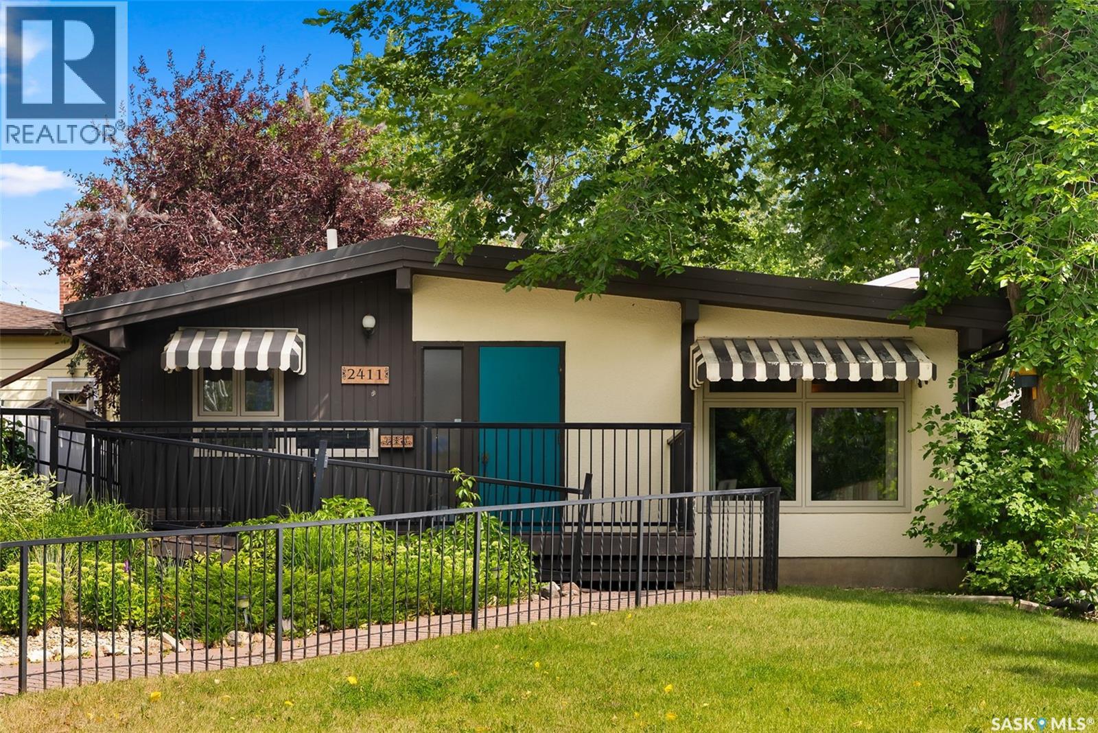 Photo 37 of 2411 Athol Street, Regina SK