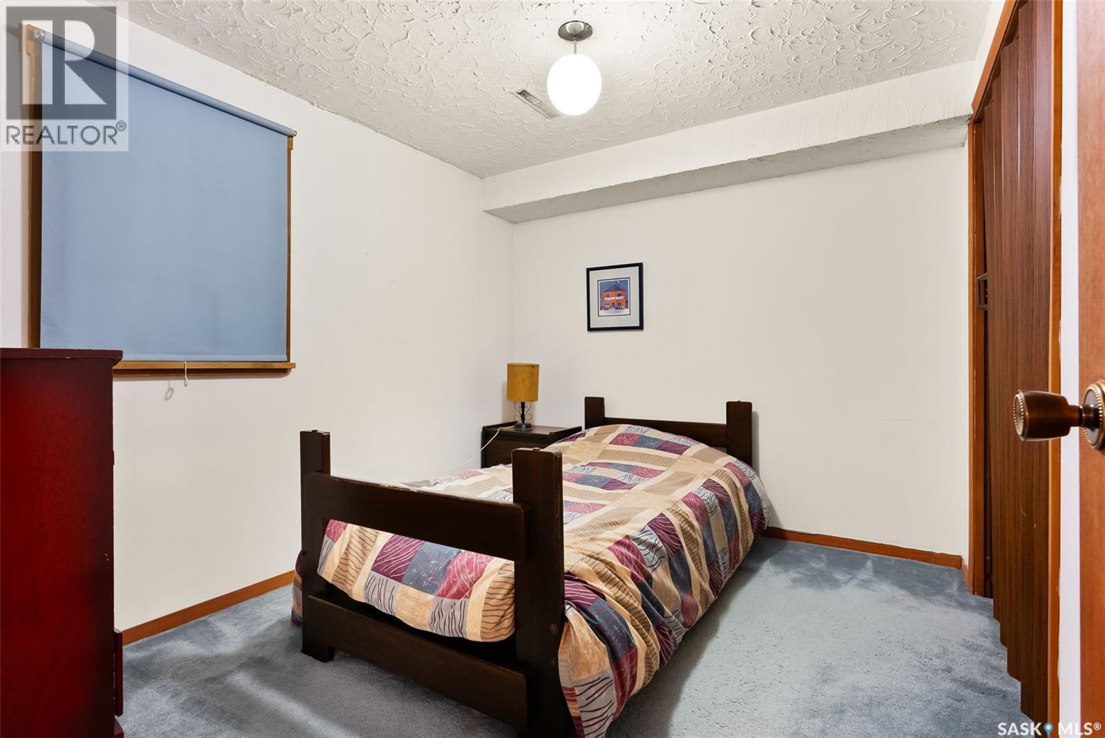 Photo 18 of 2411 Athol Street, Regina SK