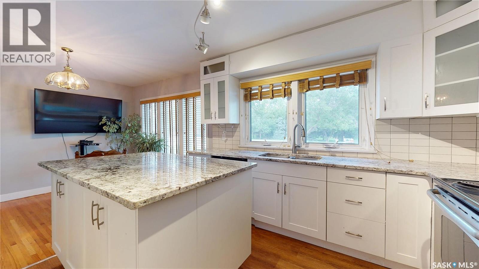 Photo 12 of 3708 Albert Street, Regina SK