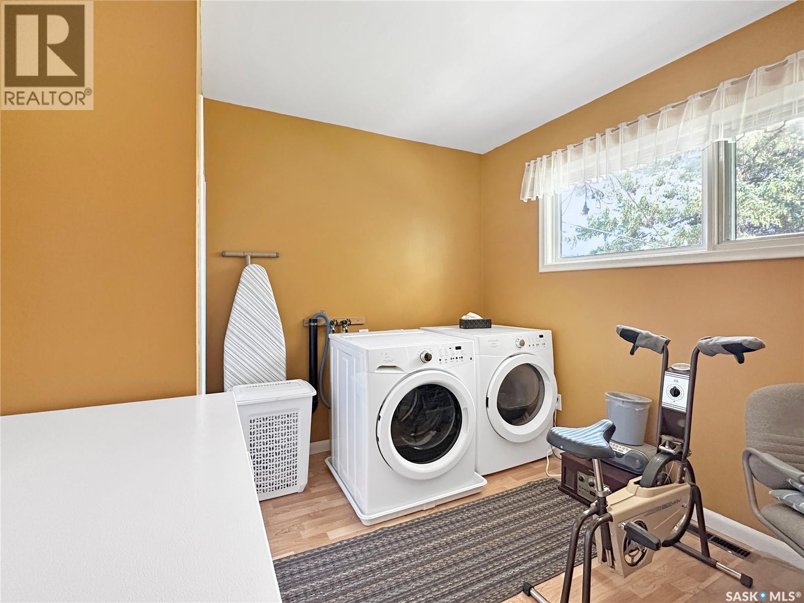 Photo 6 of 135 Hudson Avenue S, Fort Quappelle SK