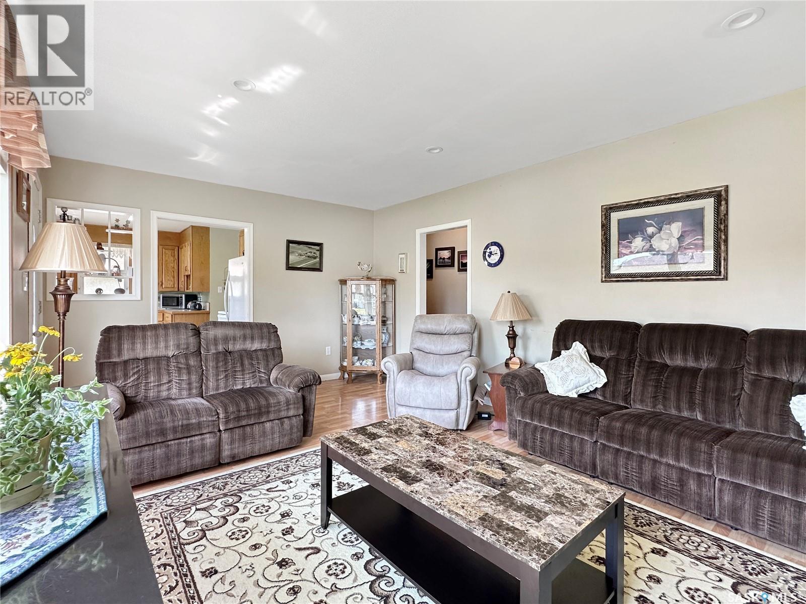 Photo 1 of 135 Hudson Avenue S, Fort Quappelle SK
