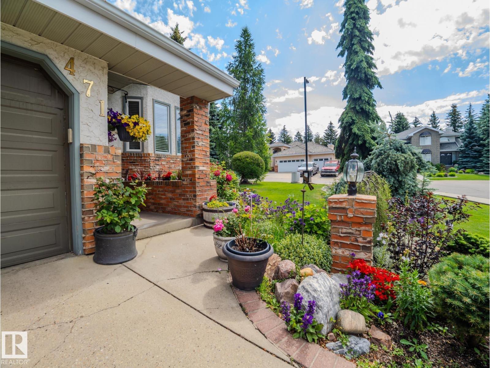 Photo 8 of 471 Ronning St Nw, Edmonton AB