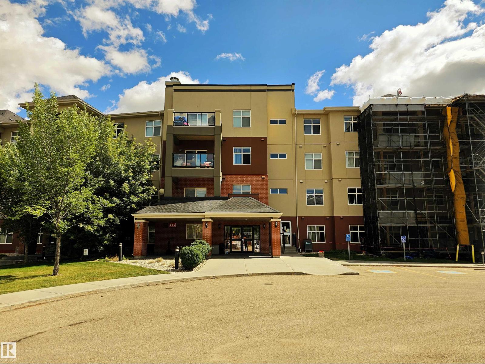 Photo 1 of 137 7825 71 St Nw, Edmonton AB